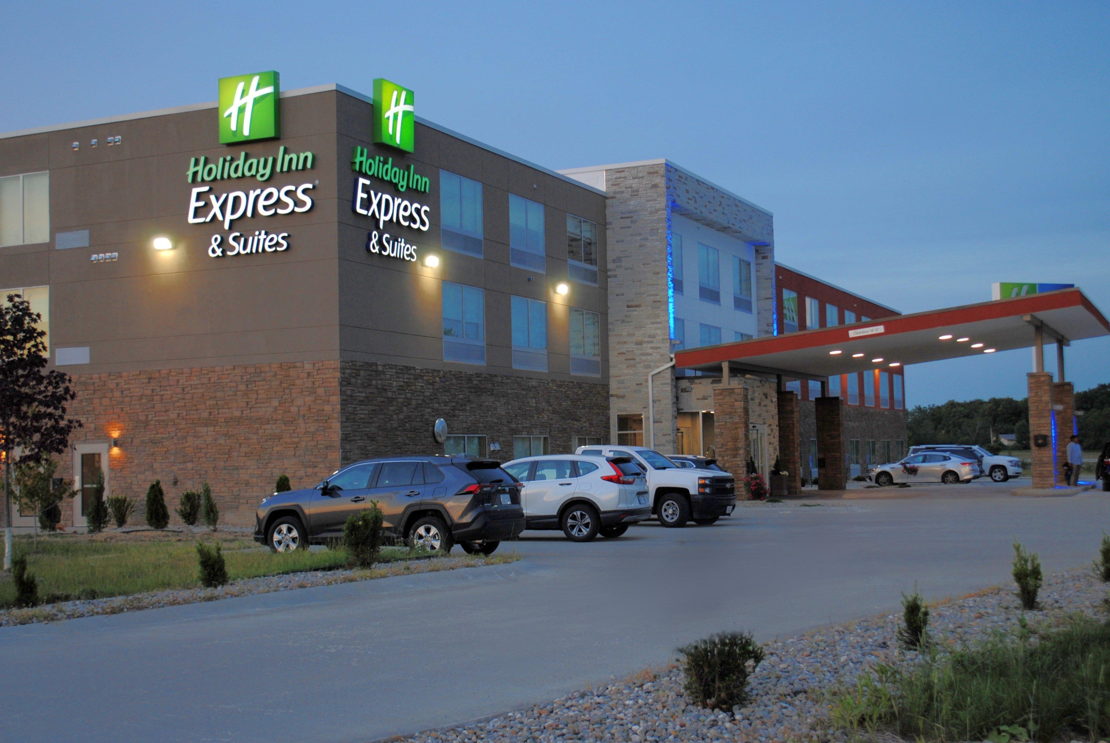 Holiday Inn Express & Suites - Columbia City By Ihg Esterno foto